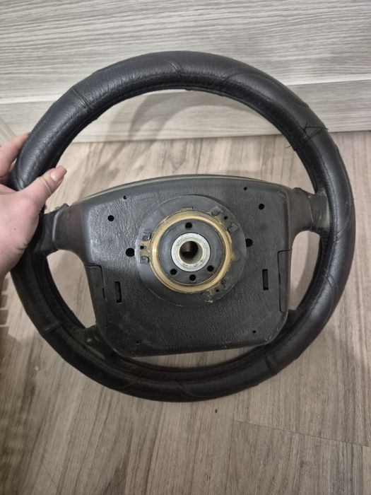 Продам руль Toyota Mark 2 jzx90