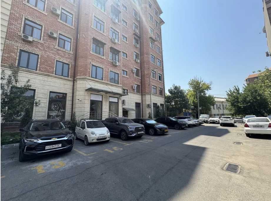 Фидокор ул.Чехова  кафе "Бон"м-в Госпитальный,Гранд Мир отель 207 кв.м