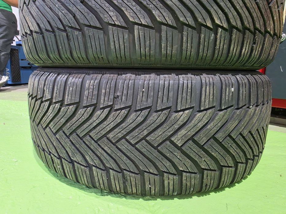 4 бр зимни 225/50/17 Michelin