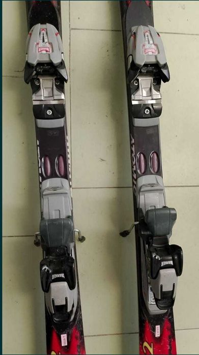 Schiuri Atomic 150 în stare foarte bună