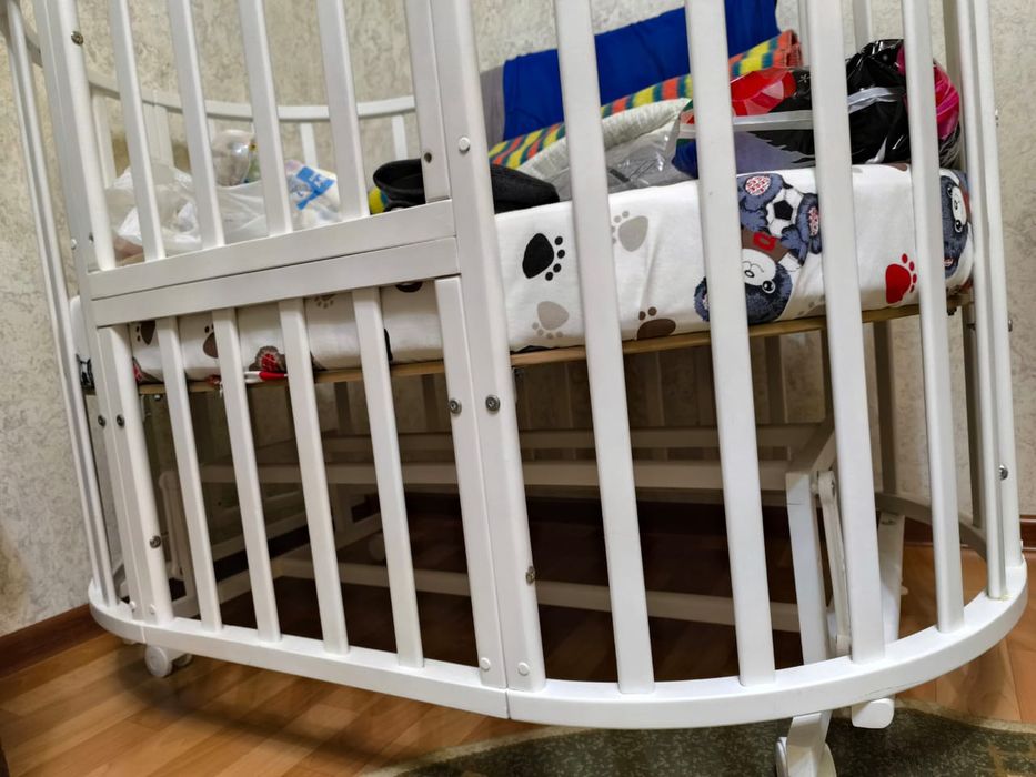 Продам детскую кроватку трансформер