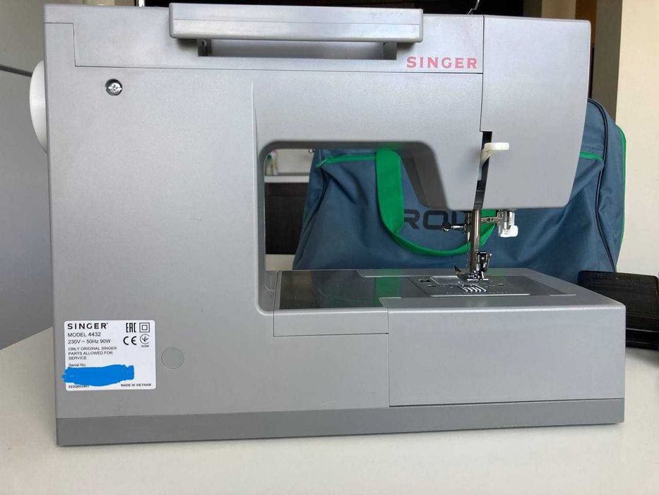 Шевна машина Singer Heavy Duty 4432