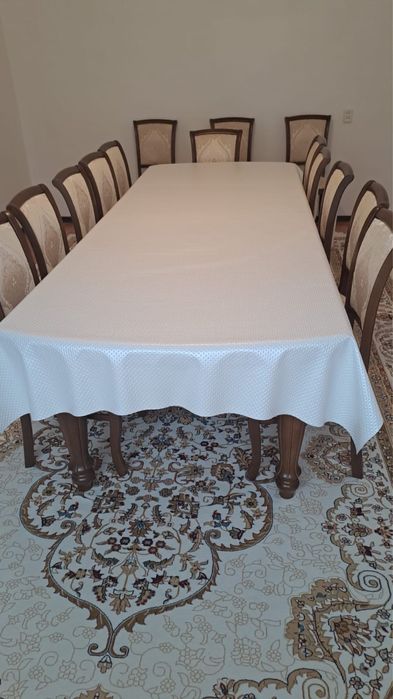 Стол гостиный со стульями