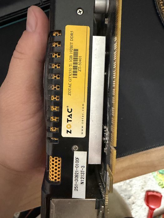 ZOTAC nvidia GeForce GTX 550 Ti