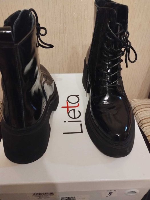 Ботинки демисезонные