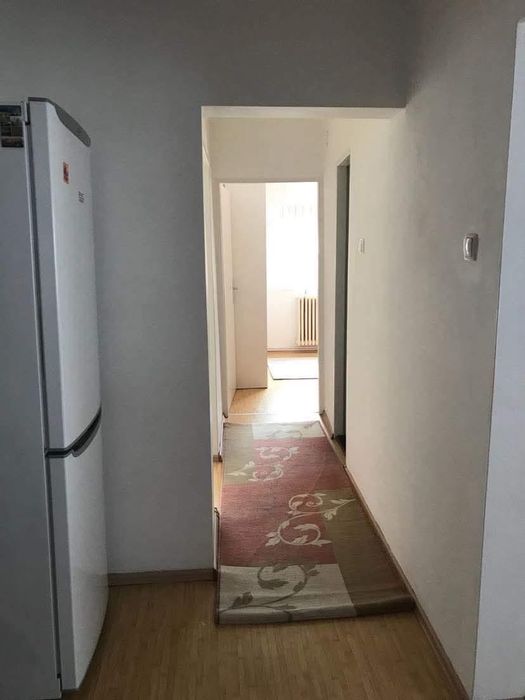 Apartament spre inchiriere zona Cetate liceul sportiv