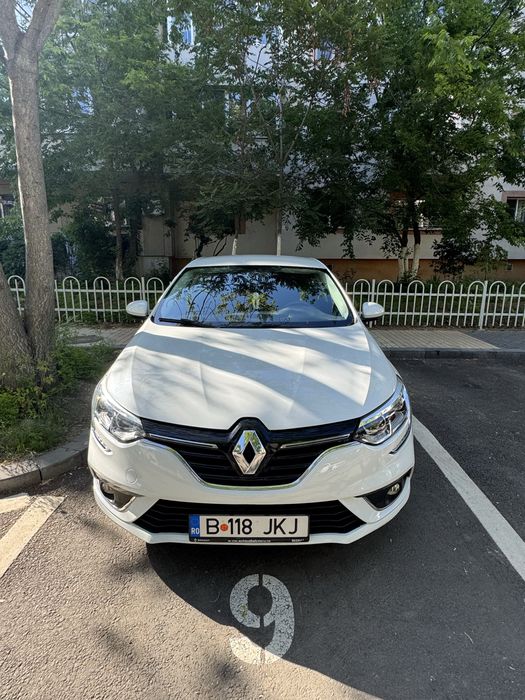 RENAULT Megane
