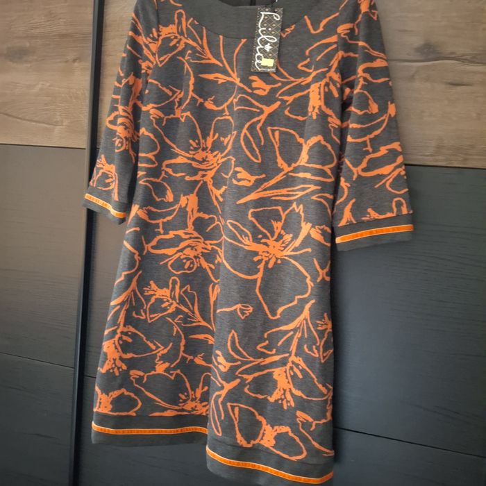 Lilia нова с етикет