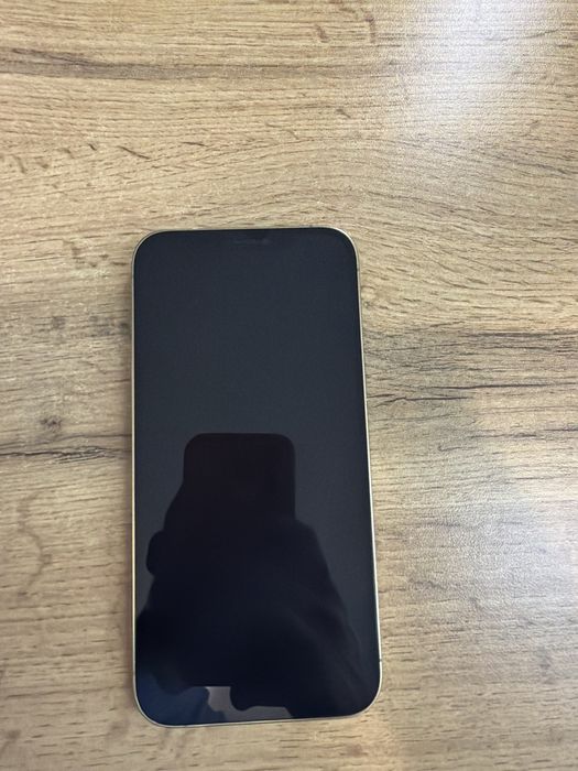 Продам Iphone 12 pro max золотистый