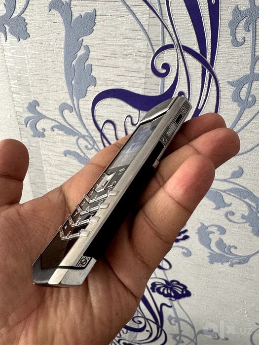 Vertu Signature S