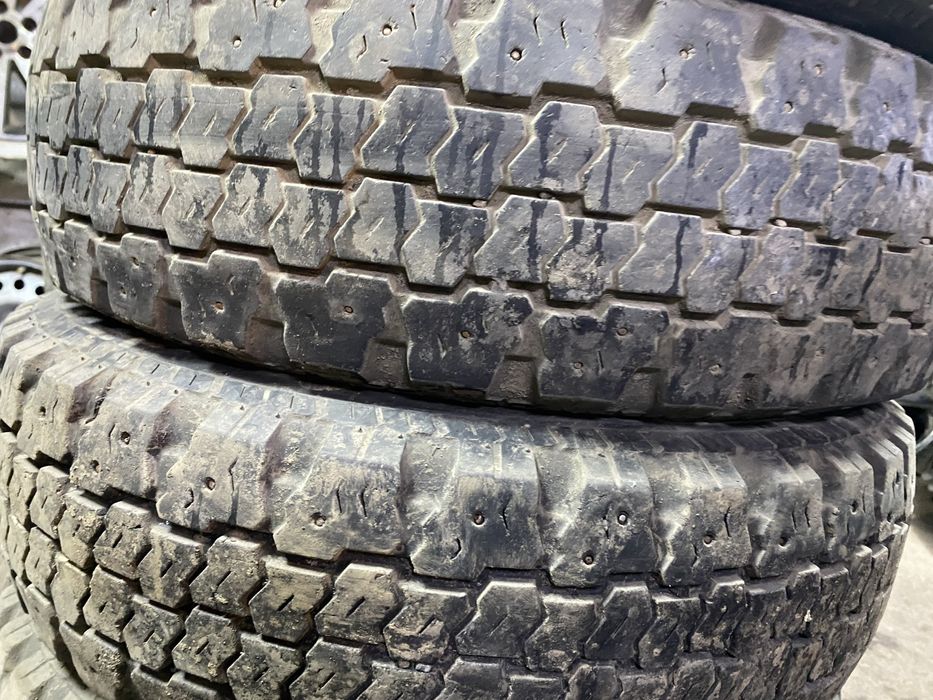 Бриджстоне на 15 С 195/70