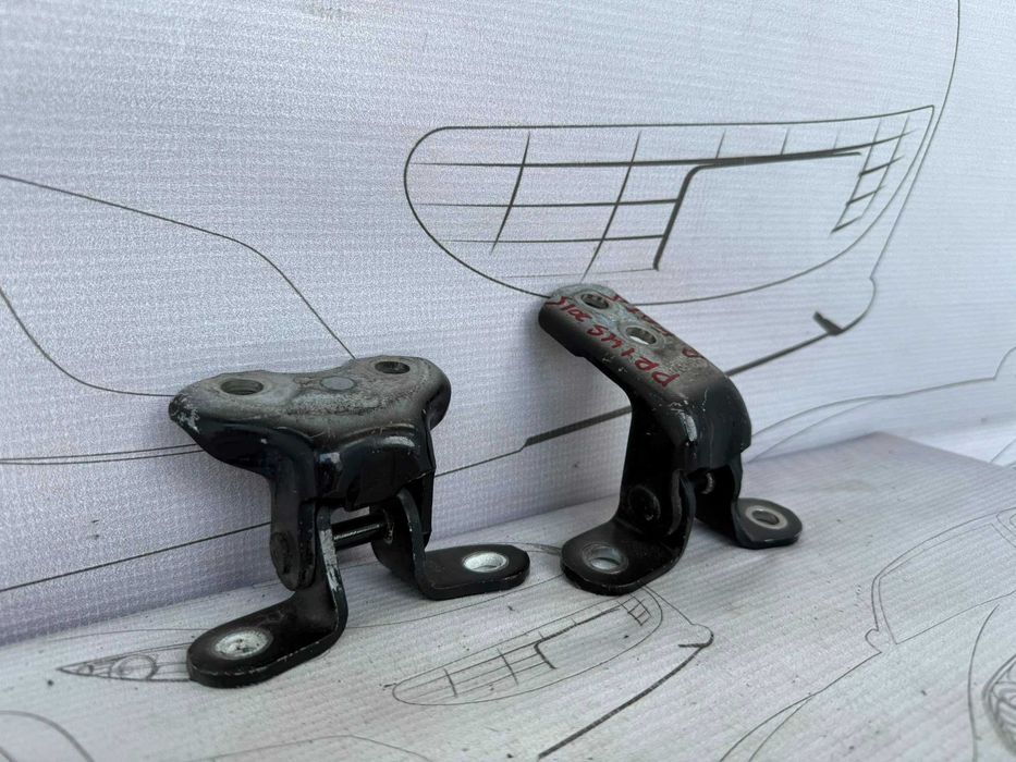 Balamale Ușă Dreapta Față Toyota Prius 3 XW30 2015 / 2009-2015 Cod OEM 6871002020 (5B2)