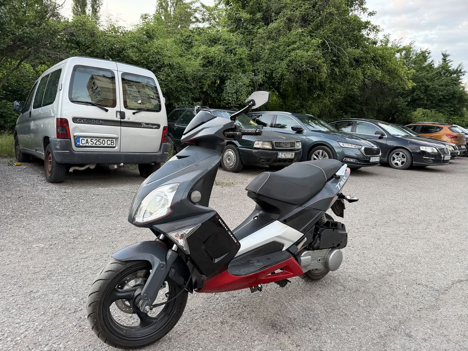 Уникален!!! Скутер Keeway Hurricane 125