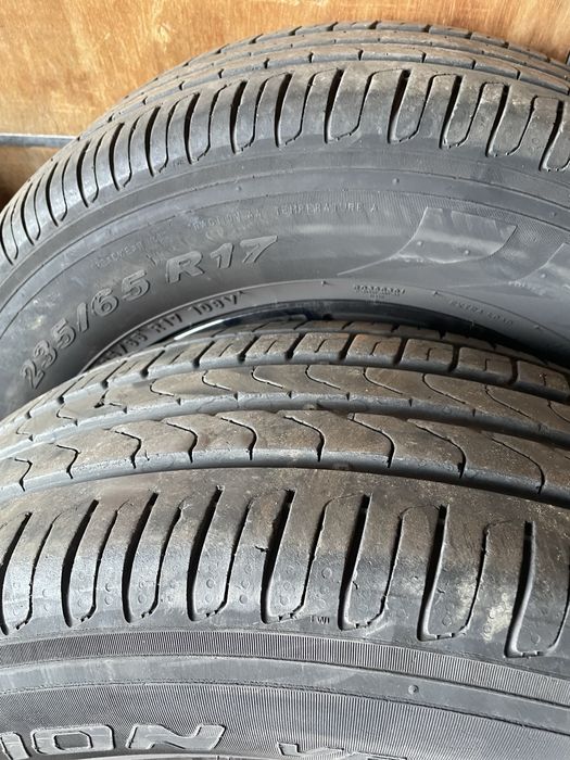 Джанти с Гуми  Pirelli Scorpion 235/65/17.