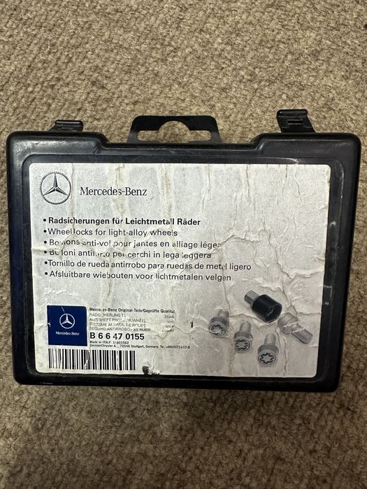 Оригинални секретни болтове за Mercedes