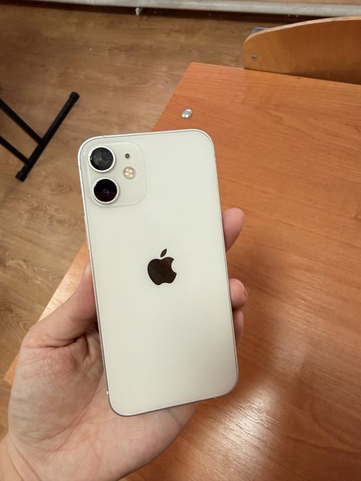 Айфон 12mini 64гб