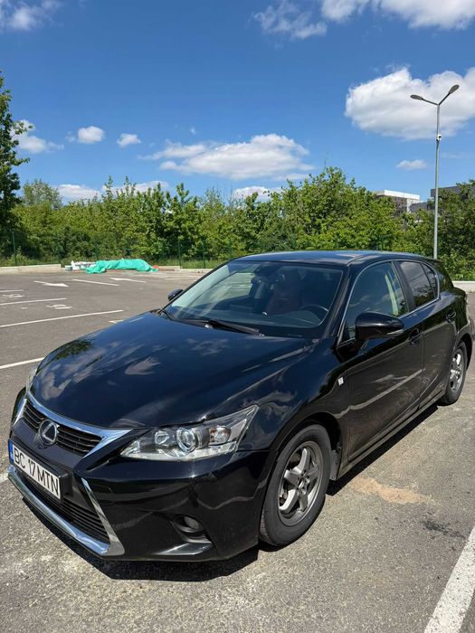 lexus ct
