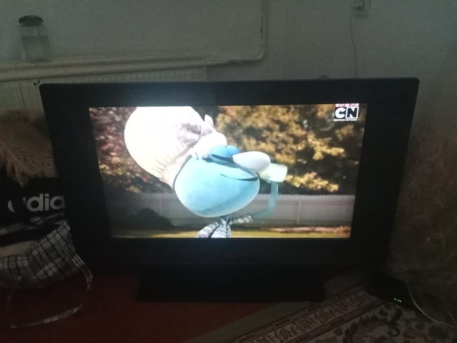 Продам телевизор палас