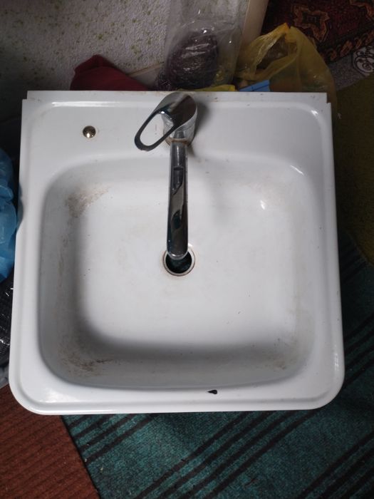 Раковина сатылады. Мойка умывалка.