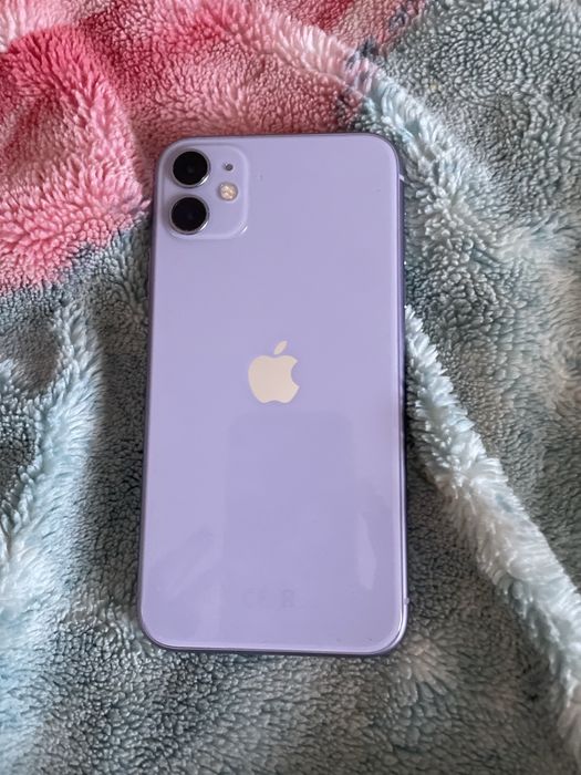 Vând iphone 11 nu are defecte deloc