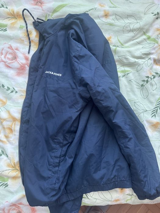 Яке Jack and Jones