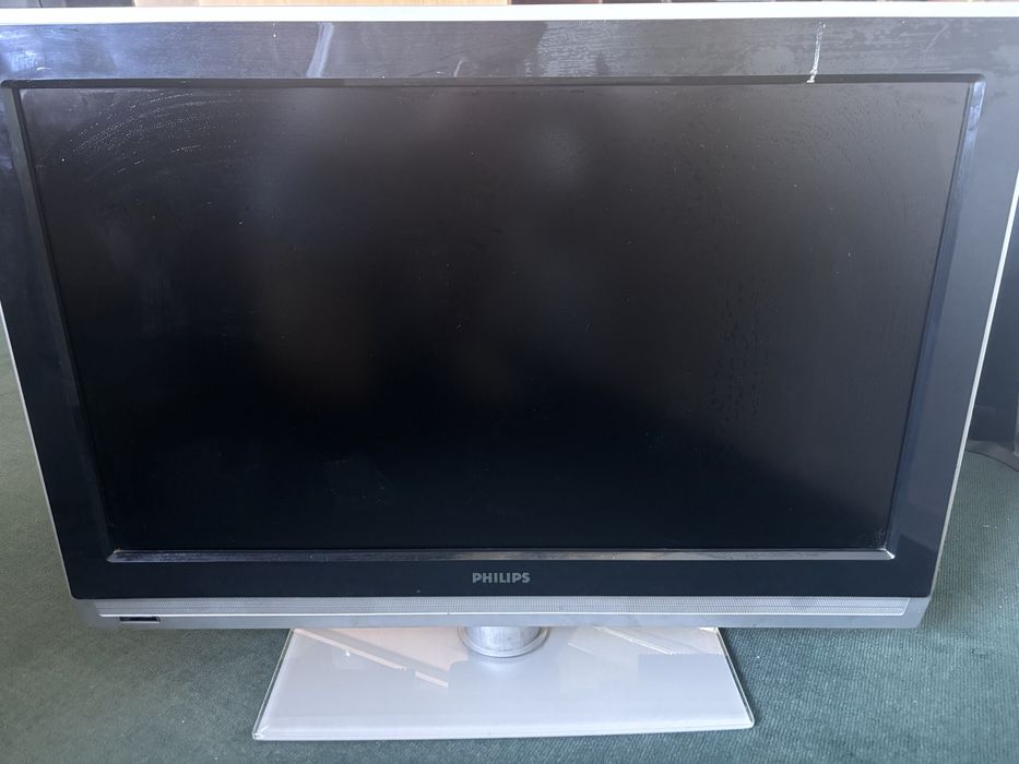 Телевизор Philips 32"