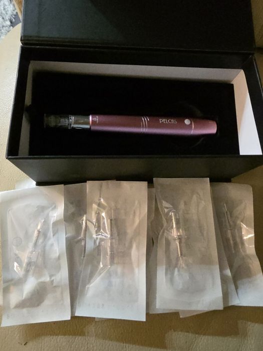 Aparat Microneedle +10 set ace rezerva