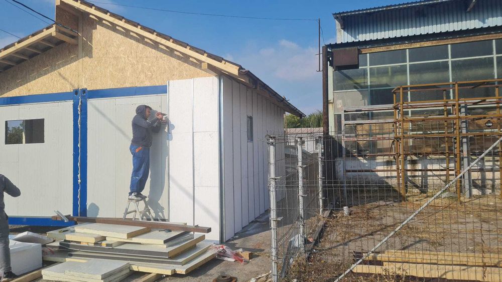 Case pe structura metalica