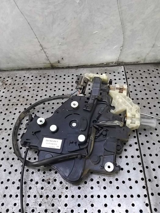 Broasca usa culisanta dreapta vw caddy 3 2k 2c 2k0843654n