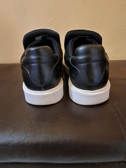 Спортни обувки 39