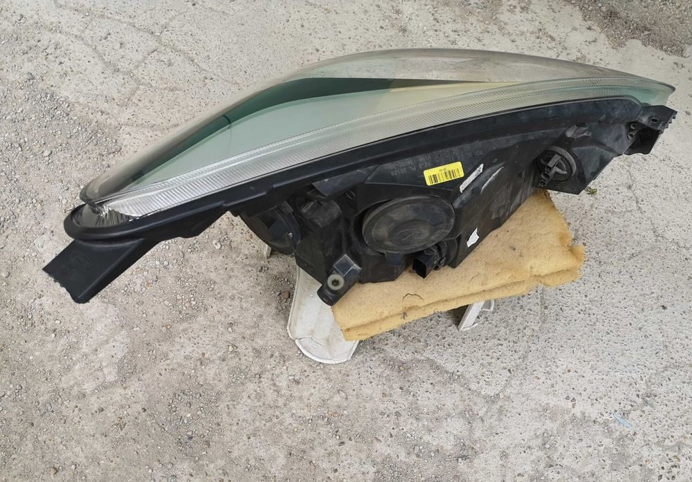 Оригинален фар Ляв Десен  Форд Фиеста  Ford Fiesta