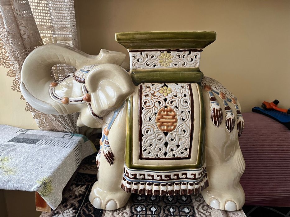 Ваза и слон антиквариат
