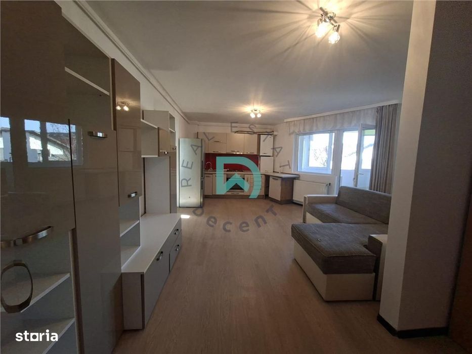 Apartament 2 camere  tip studio, Tractorul, intermediar, loc de parcar