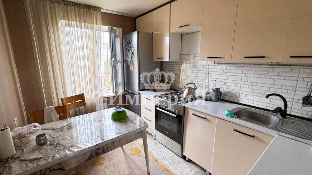 Продам 4х ком кв Алишер Империя