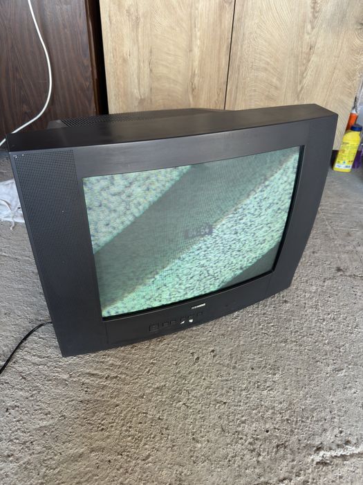 Телевизор Kendo 20 инча – работещ