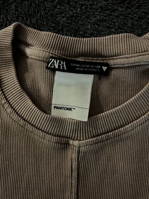 Скъсен потник от лимитирана серия на ZARA