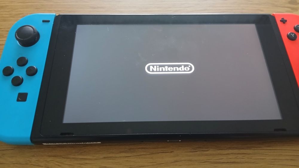 Nintendo swich + FIFA 20  APROAPE NOU