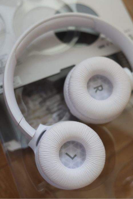 Наушники НОВЫЕ оргинал от JBL