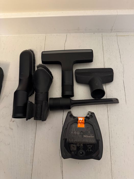 Miele Triflex HX2