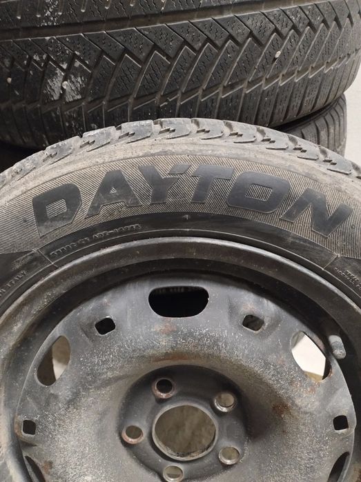 Зимни гуми 14ки с железни джанти 5/100 (6J ET38/ц.от.57,1)+ Подарък та