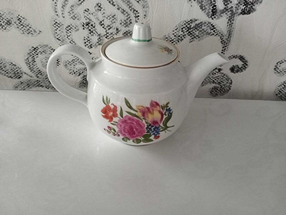 ГДР периода СССР. Чайник Кахла Kahla. На 650 грамм