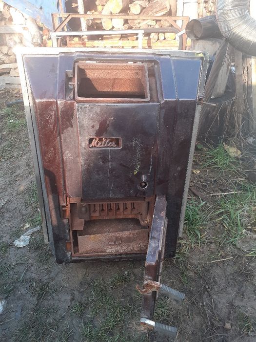 Sobă fontă,tip șemineu