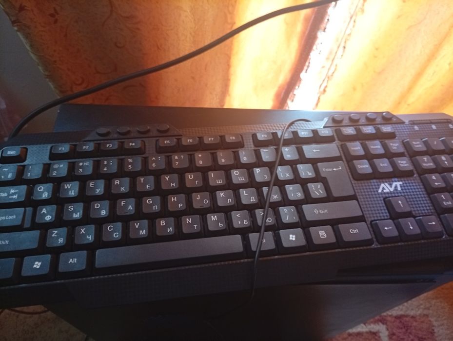 Продаю пк кейс i3 3220 мате Н61