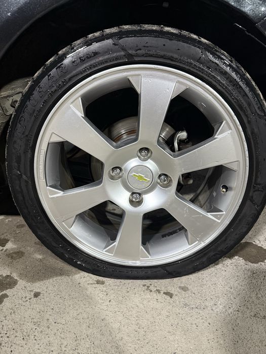 Diska R17 sotiladi 1ta bor baloni bilan