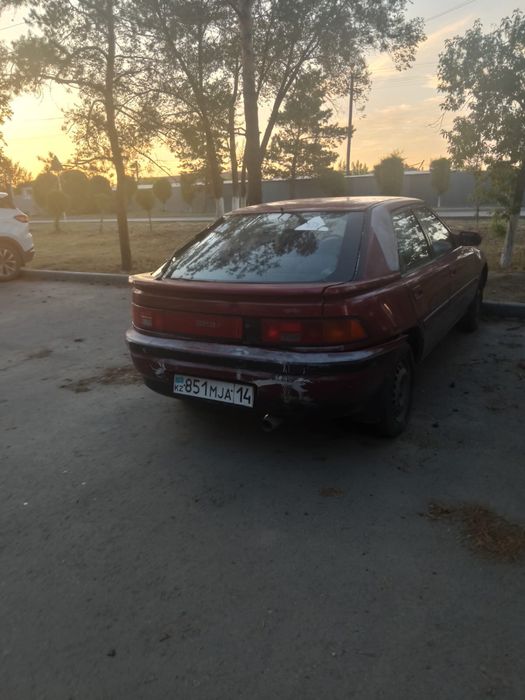 Продам мазду 323ф