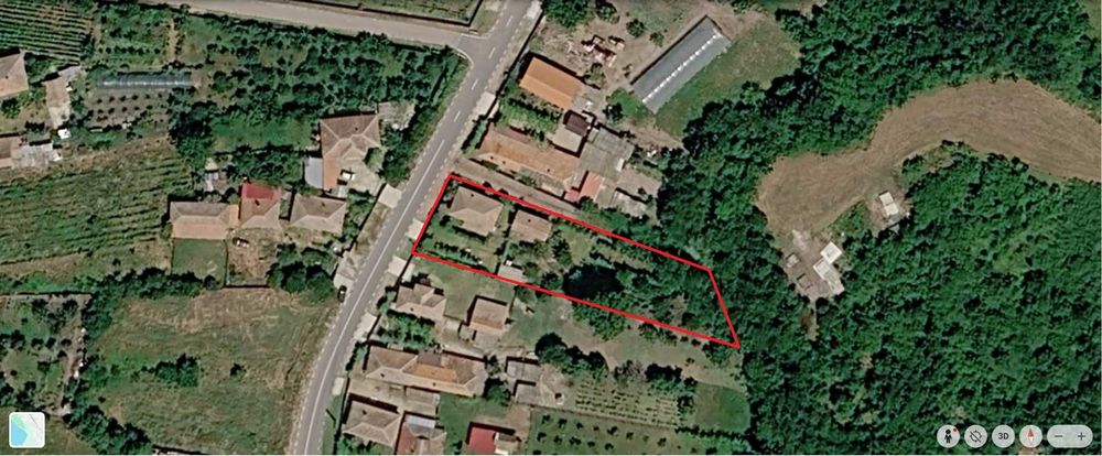 Vând proprietate în comuna Rogova (25km de Severin) având suprafața de 1140mp.