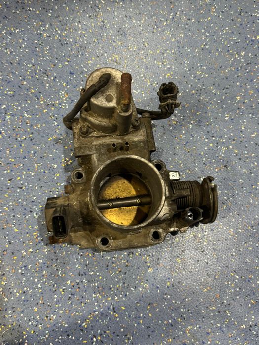 Продам дросель и трамблер на мазду кронос