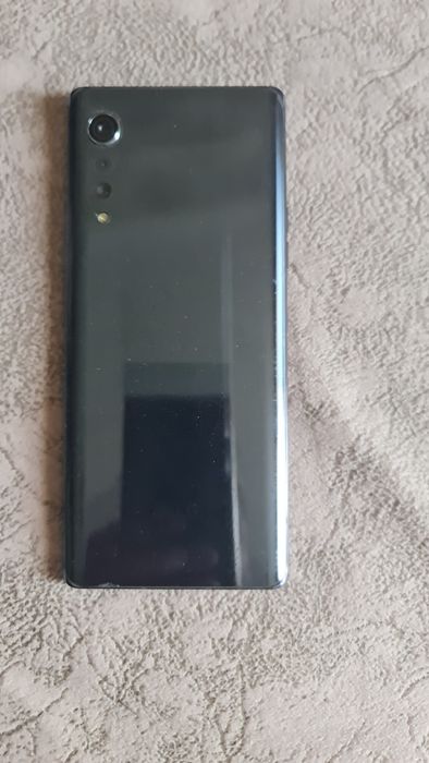 LG Velvet сотилади.