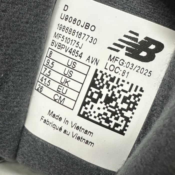 New Balance 9060 Grey Black Red U9060JBO