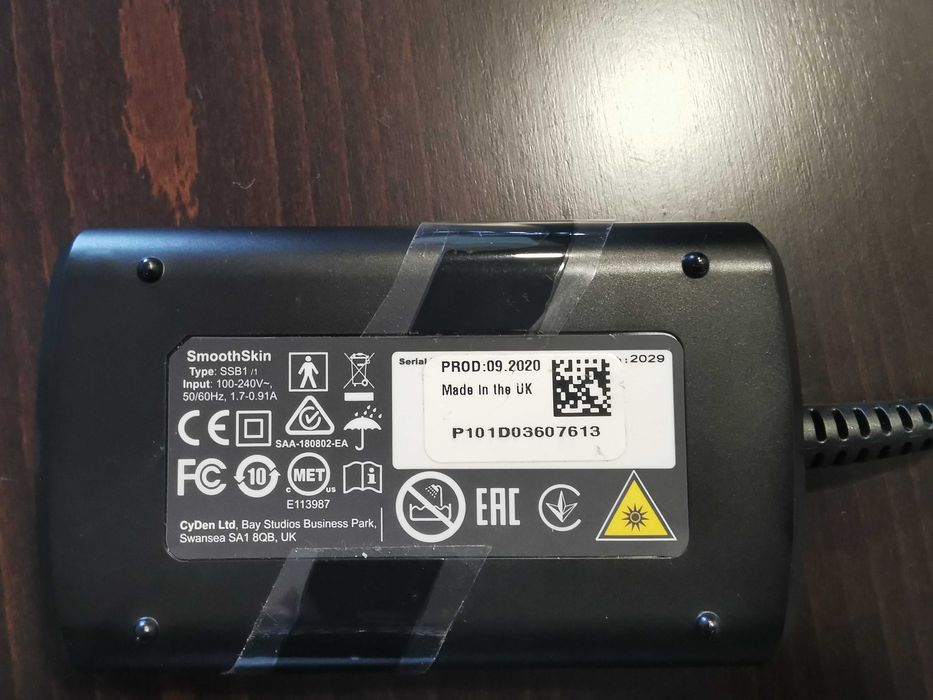 SmoothSkin BARE – Почти нов IPL епилатор + подарък очила